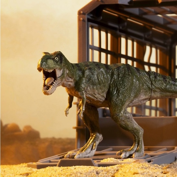 Rumble Cage T-Rex - Picture 6 of 8